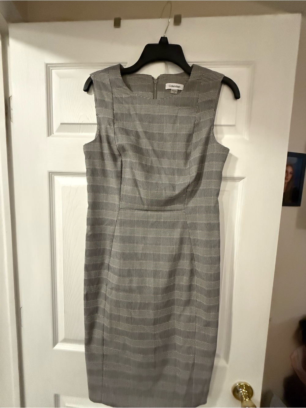 Calvin Klein Gray Glen Plaid Sleeveless Sheath Dress